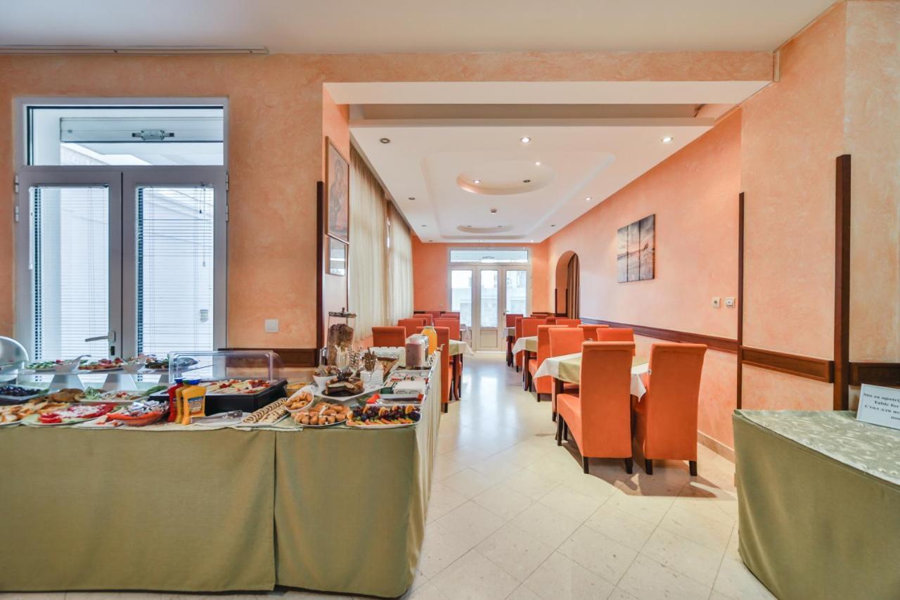 Garni Hotel Koral Budva Exteriör bild